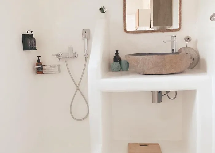 Naira Family Mykonos Plintri